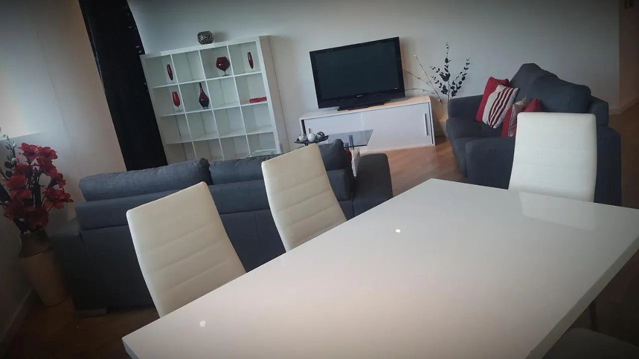 לידס Two Bed Modern City Center Apartment With Gorgeous Views