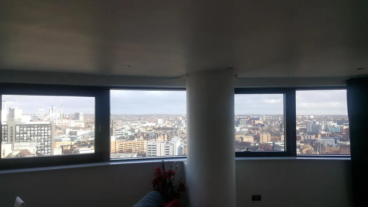 לידס Two Bed Modern City Center Apartment With Gorgeous Views 0*,  בריטניה